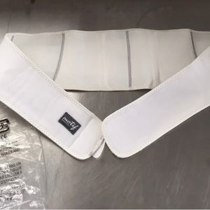 MOTIF pregnancy MATERNITY SUPPORT BELT 50” Long ADJUSTABLE STRAP. SIZE LARGE